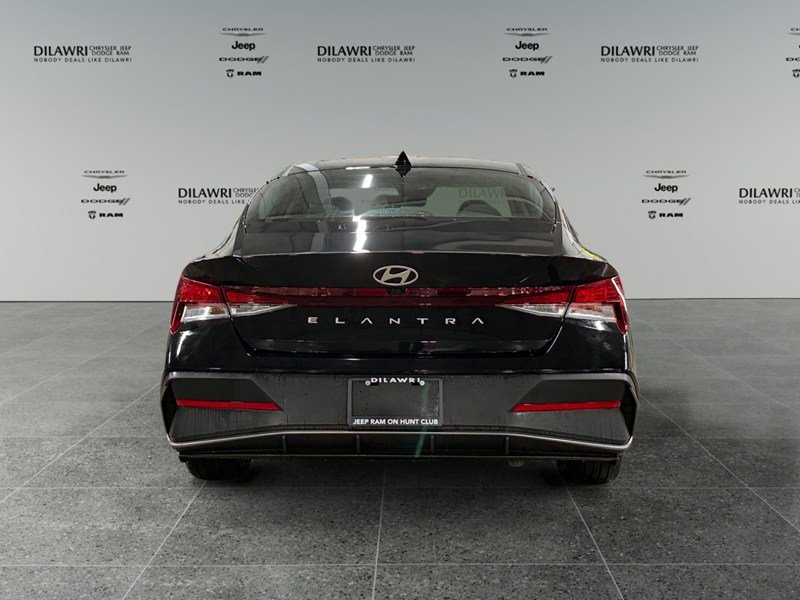 2026 Hyundai Elantra Preferred IVT w/Tech Pkg