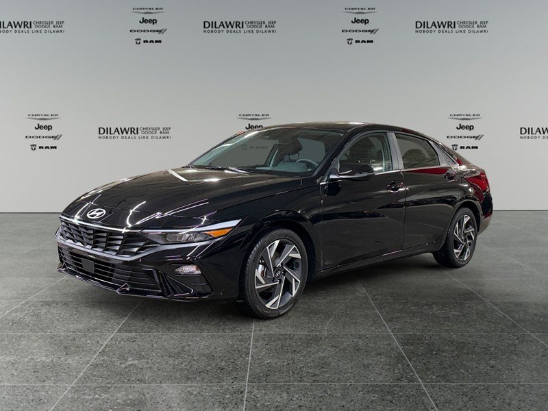 2026 Hyundai Elantra Luxury IVT