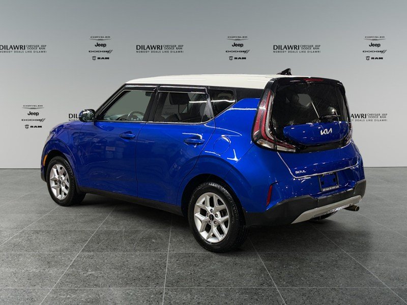 2023 Kia Soul EX IVT