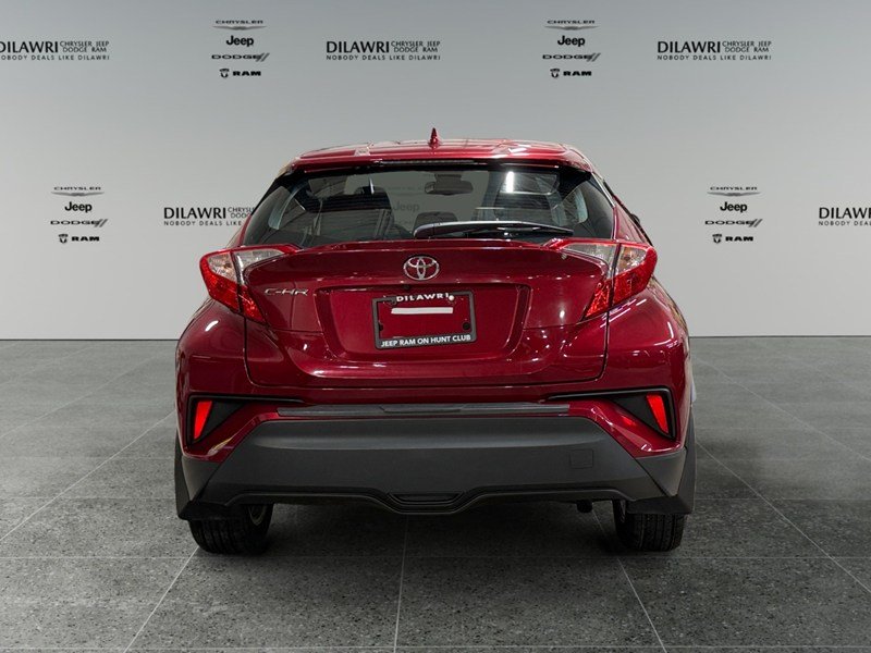 2018 Toyota C-HR FWD XLE