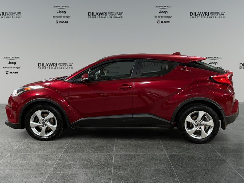 2018 Toyota C-HR FWD XLE