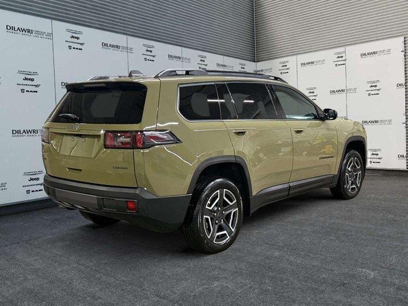 2026 Jeep Cherokee Laredo 4x4 Hybrid