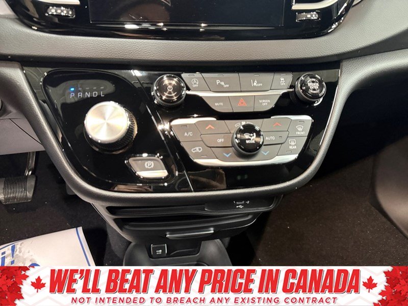 2026 Chrysler Grand Caravan SXT 2WD