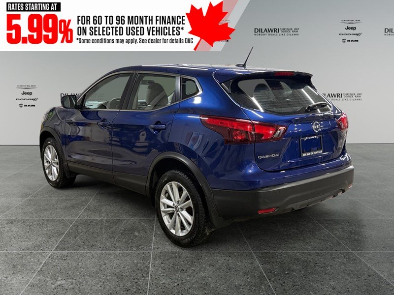 2019 Nissan Qashqai FWD S CVT