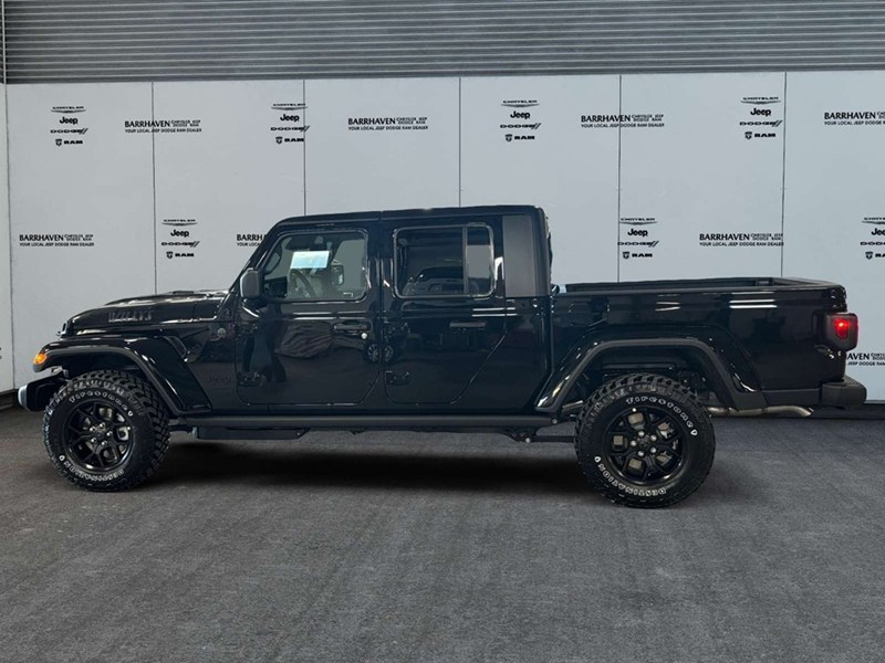 2026 Jeep Gladiator Willys 4x4