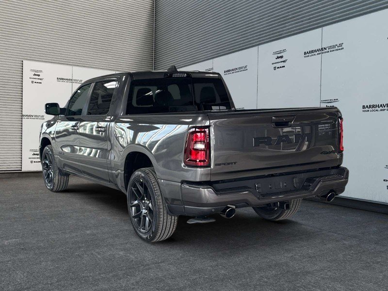 2026 RAM 1500 Sport 4x4 Crew Cab 5'7" Box
